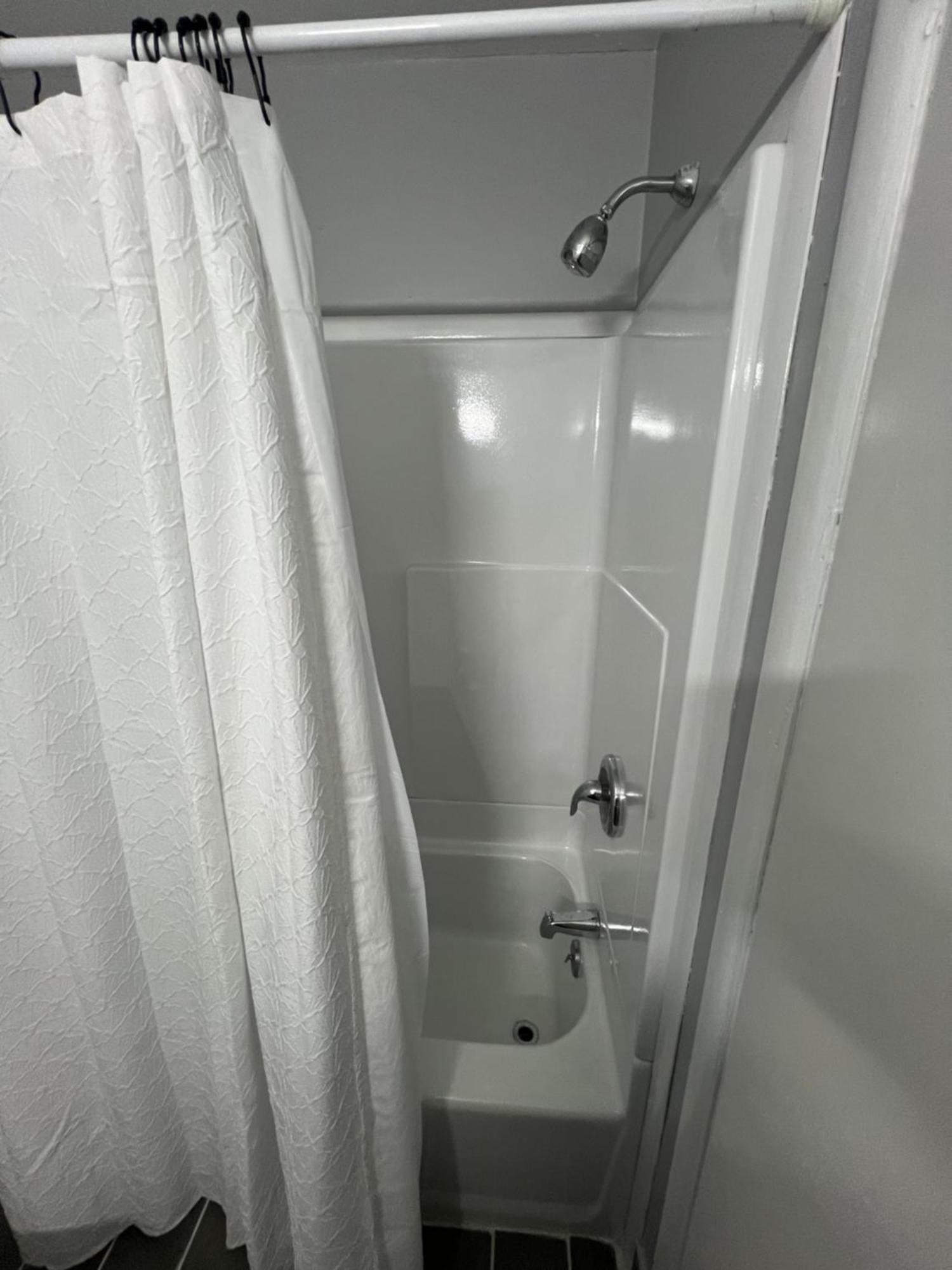 ווטרטאון Nest Inn מראה חיצוני תמונה